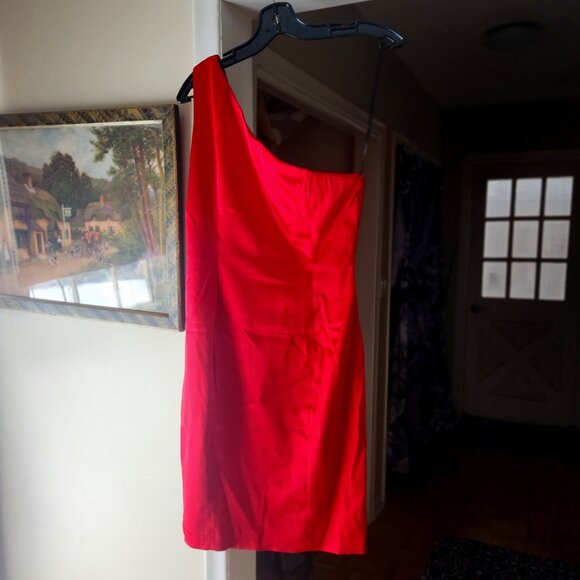 G8    Calvin Klein Party Red Satiny Off the Shoulder Dress Sz 10 - Picture 1 of 5
